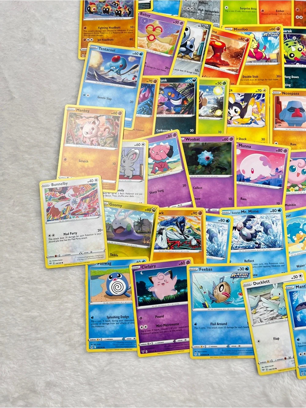 Pokemon Card Lot 100+ Cards Vintage Modern Reverse Holo Pikachu Fossil Trainer